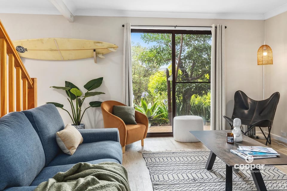 Sea-Renity at Treetops Family & Pet-Friendly Coastal Escape in Mollymook House in New South Wales