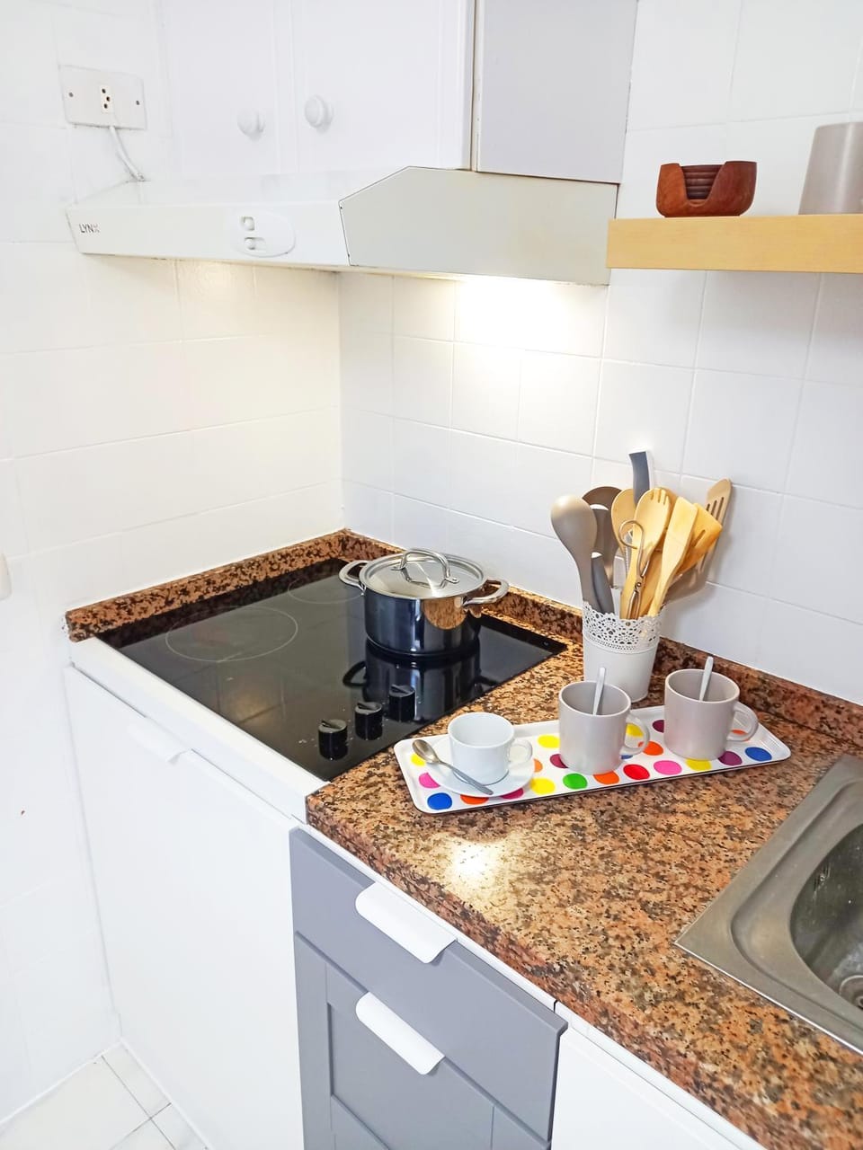 Kitchen or kitchenette, stove