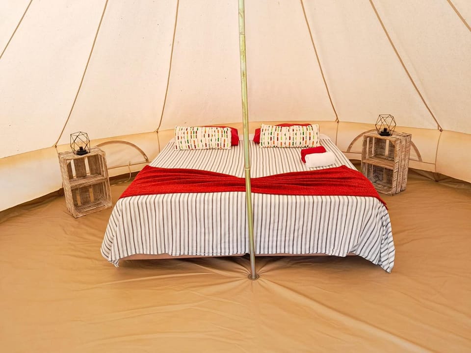 Parque da Mina Luxury tent in Faro District
