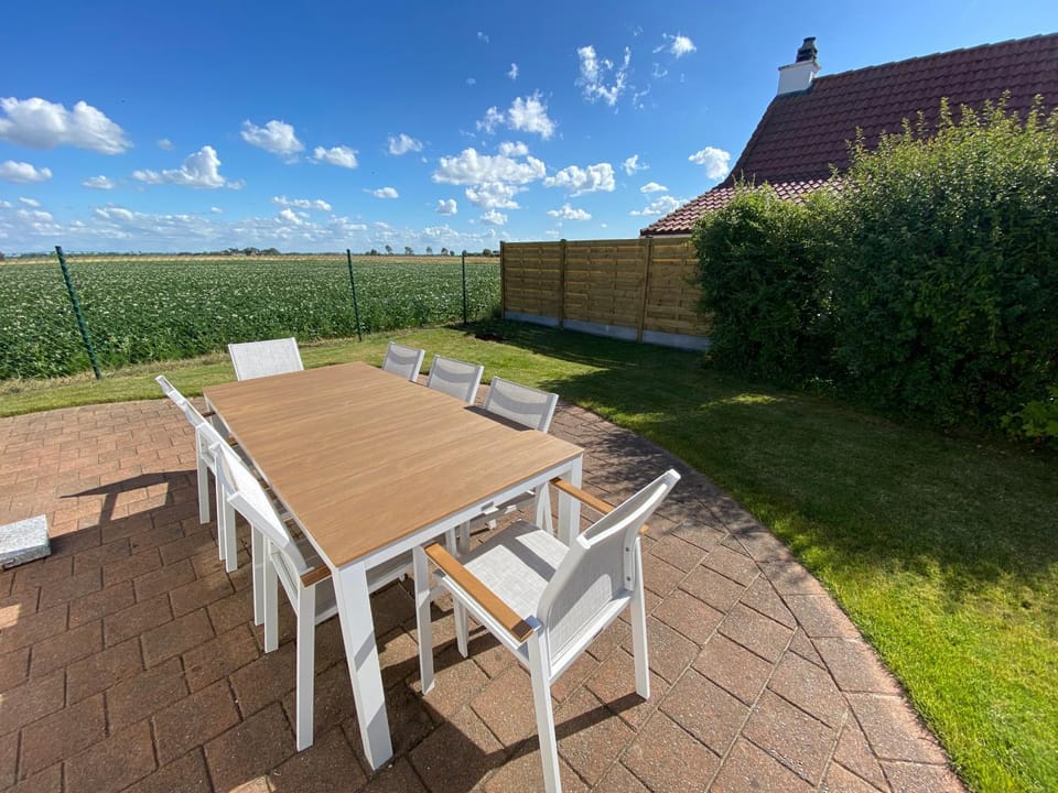 Garden, Dining area, Garden view