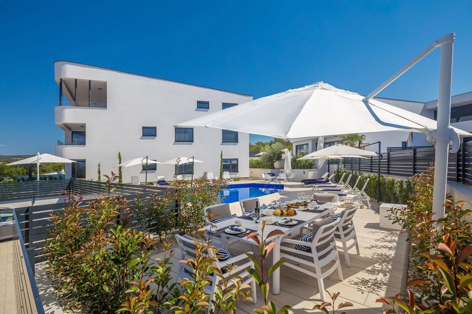 Property building, Patio, Pool view