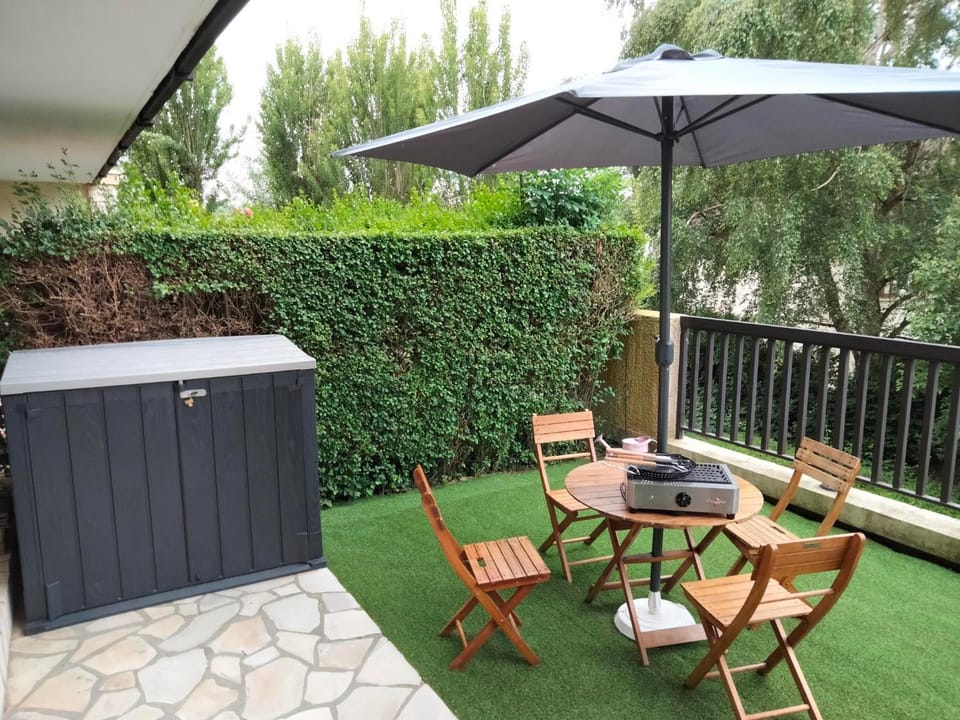 La Terrasse Apartment in Normandy