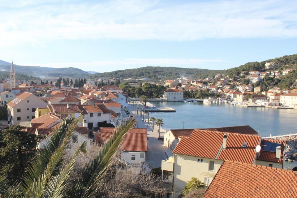 Neighbourhood, City view, Sea view