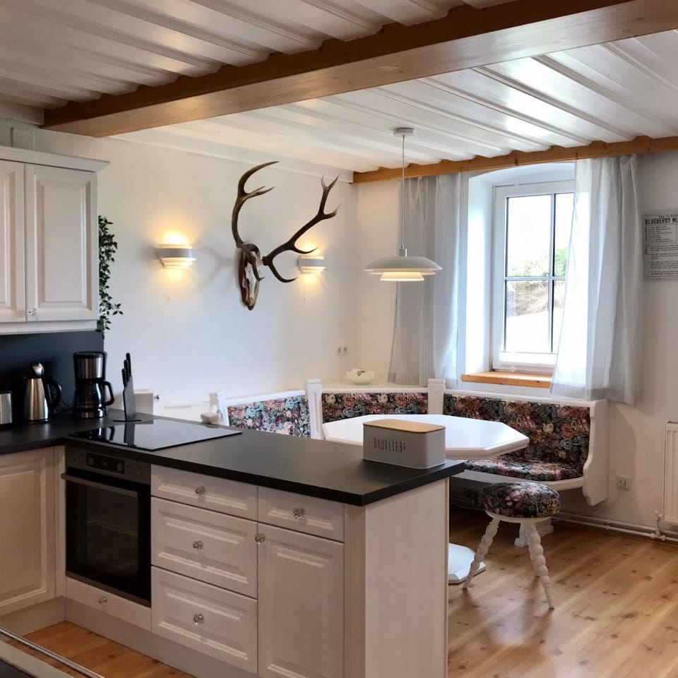 Jutta Deluxe Farmhouse Apartment in Austria