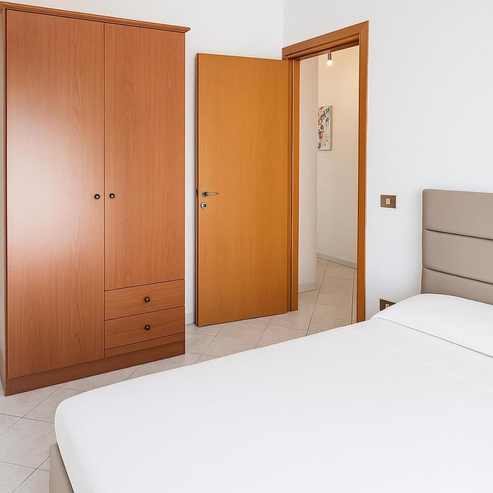 Bed, Bedroom, wardrobe