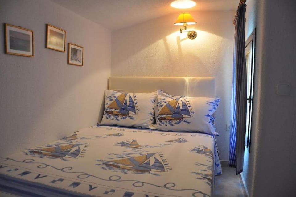 Yades elegant villa 2 minutes away from the beach House in Halkidiki