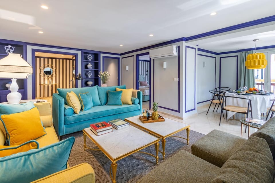 Lounge or bar