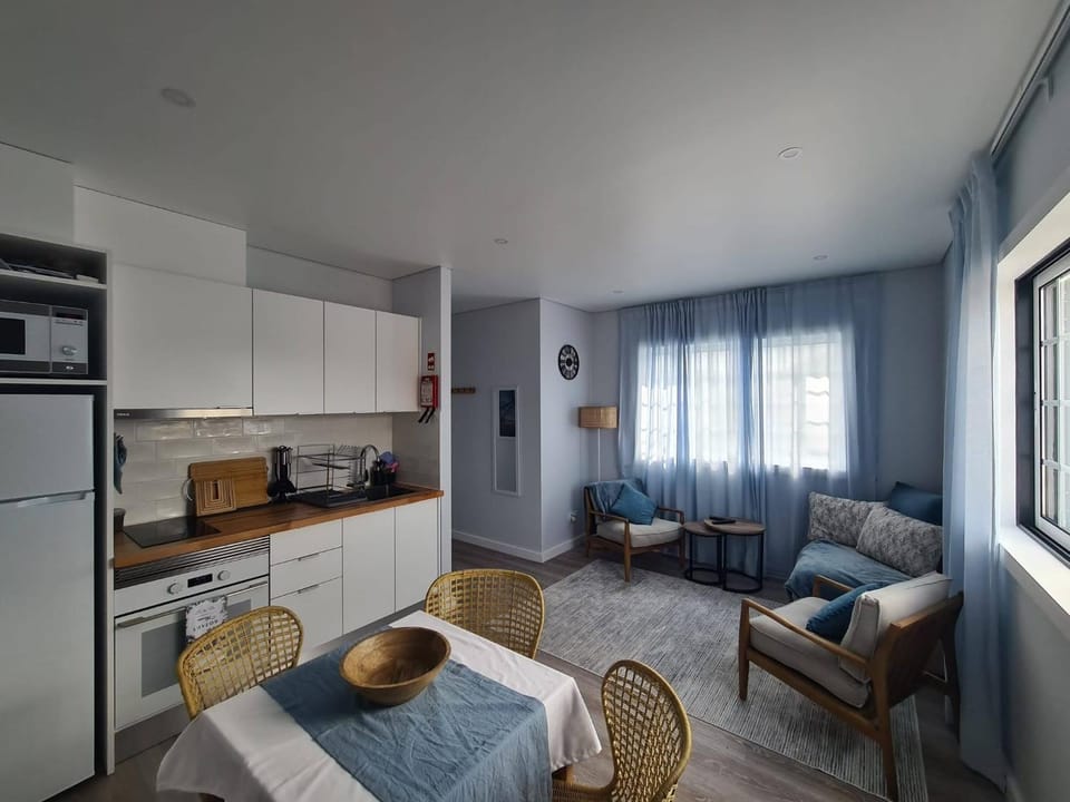 Kitchen or kitchenette, Living room, Dining area