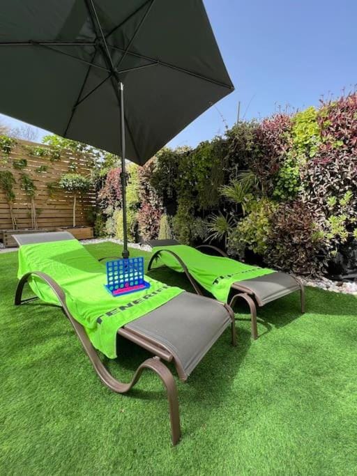Relaxing Garden Los Cristianos con Jacuzzi y Barbacoa Apartment in Los Cristianos