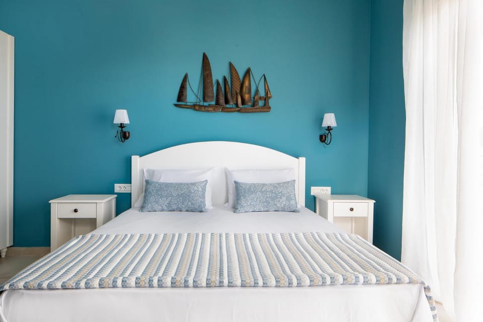 Bed, Photo of the whole room