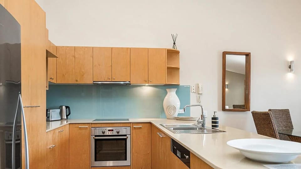 Pipi's On The Beach 1 - 2 Fletcher Street Apartment in Byron Bay