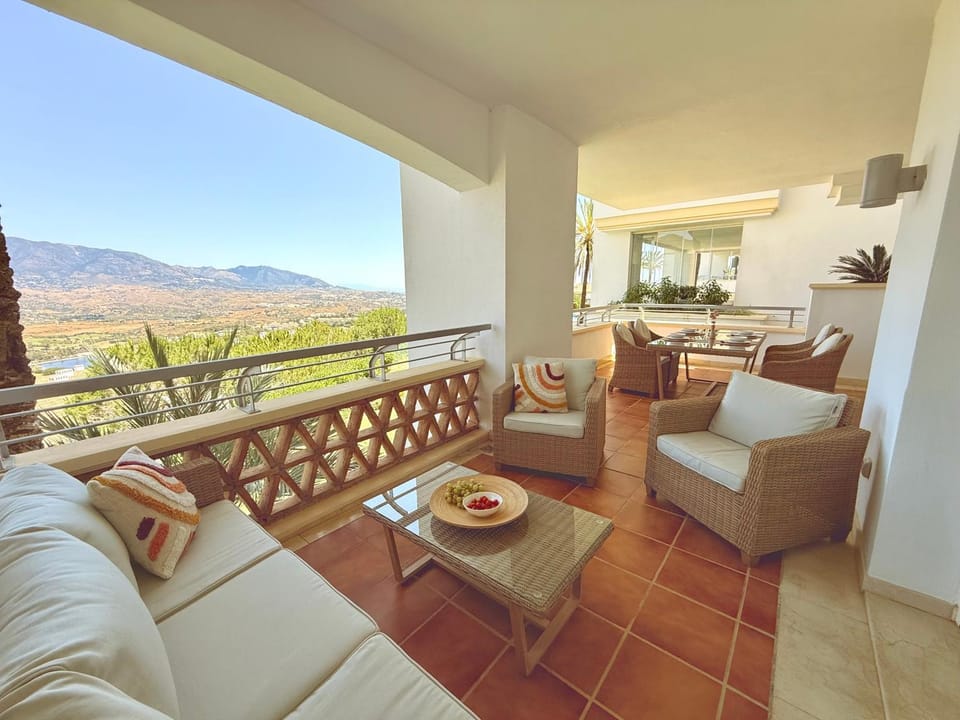 Patio, Patio, Day, Natural landscape, View (from property/room), View (from property/room), Balcony/Terrace, Seating area, Dining area, Mountain view