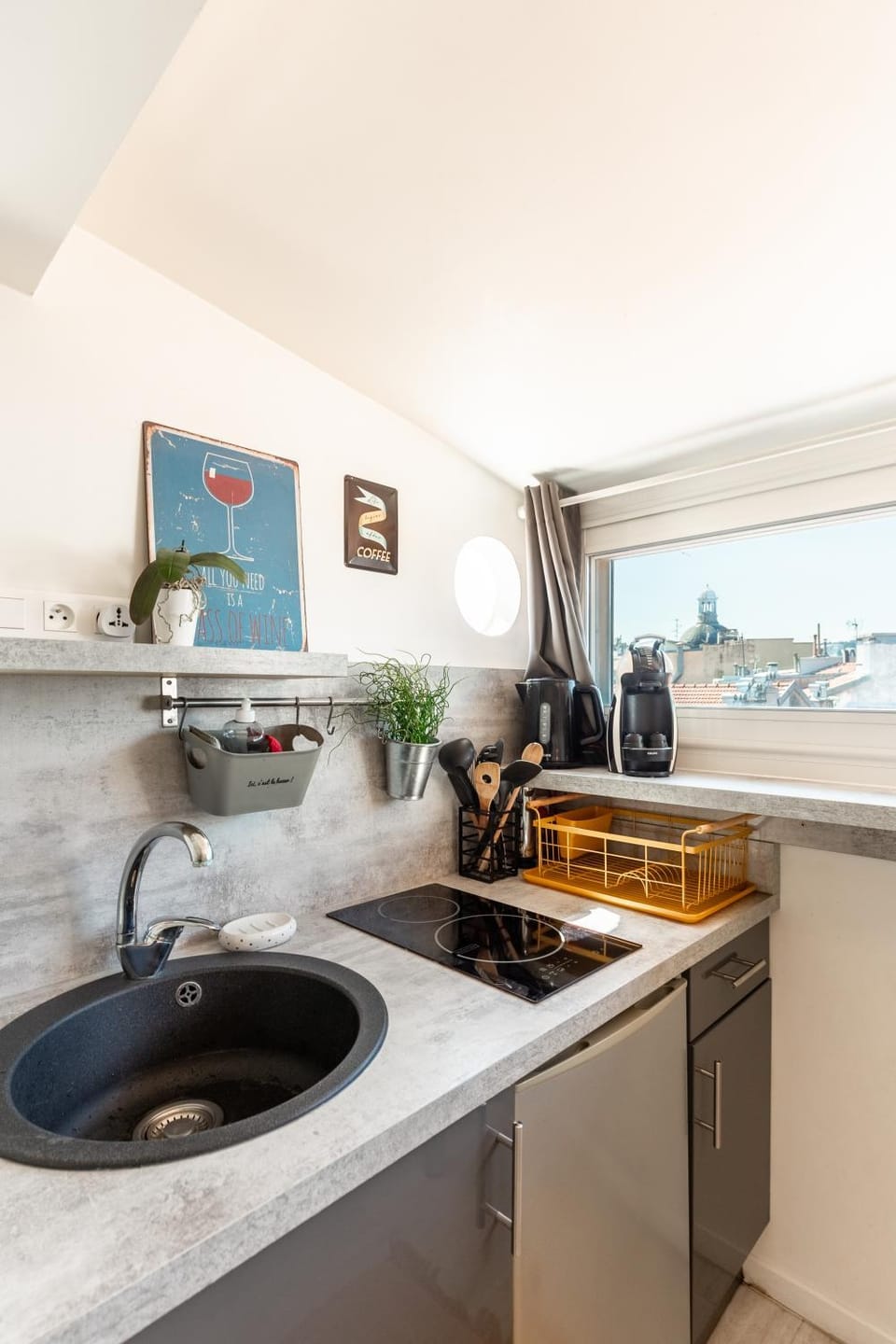Kitchen or kitchenette