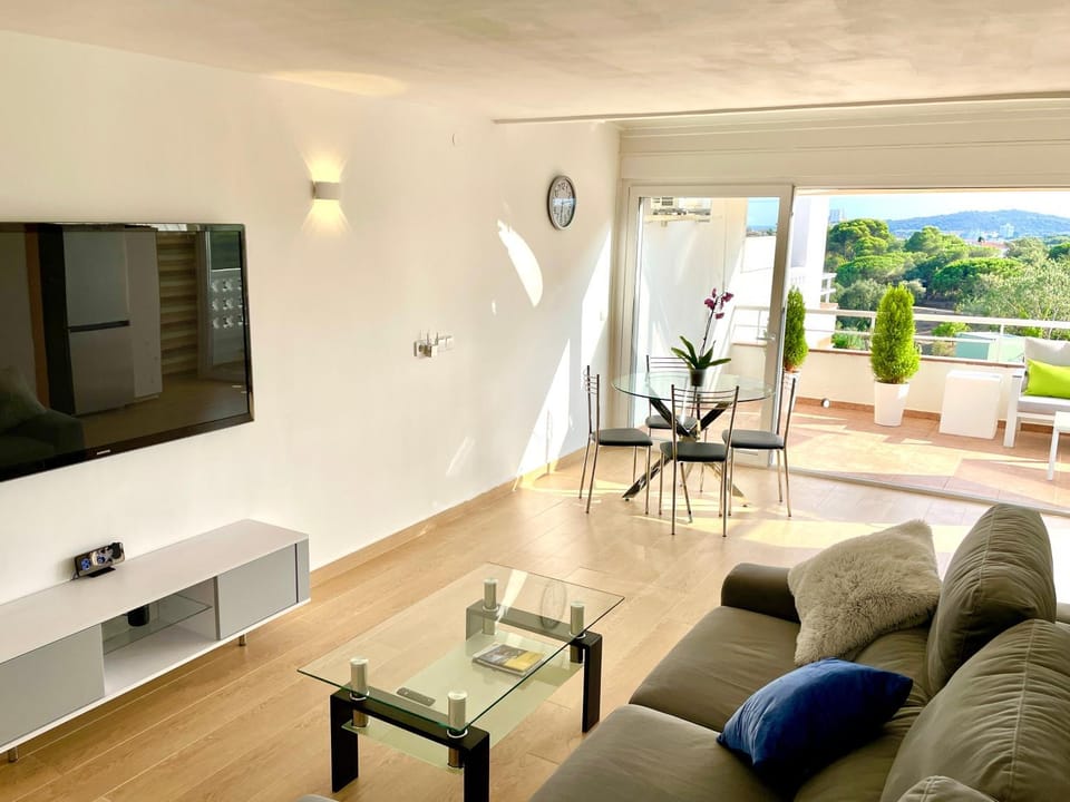 Platja de Aro Penthouse with Big Terrace Apartment in Platja d'Aro