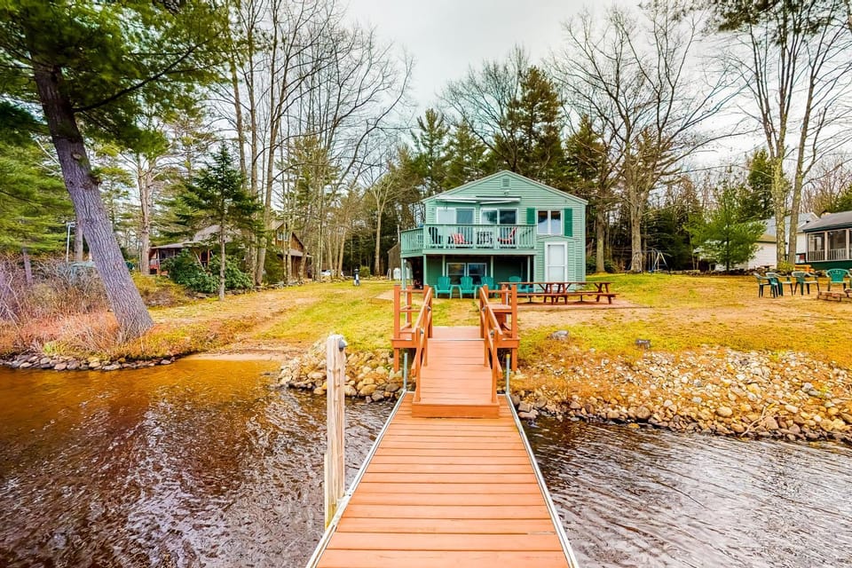 Lady and the Lake House in Sanford