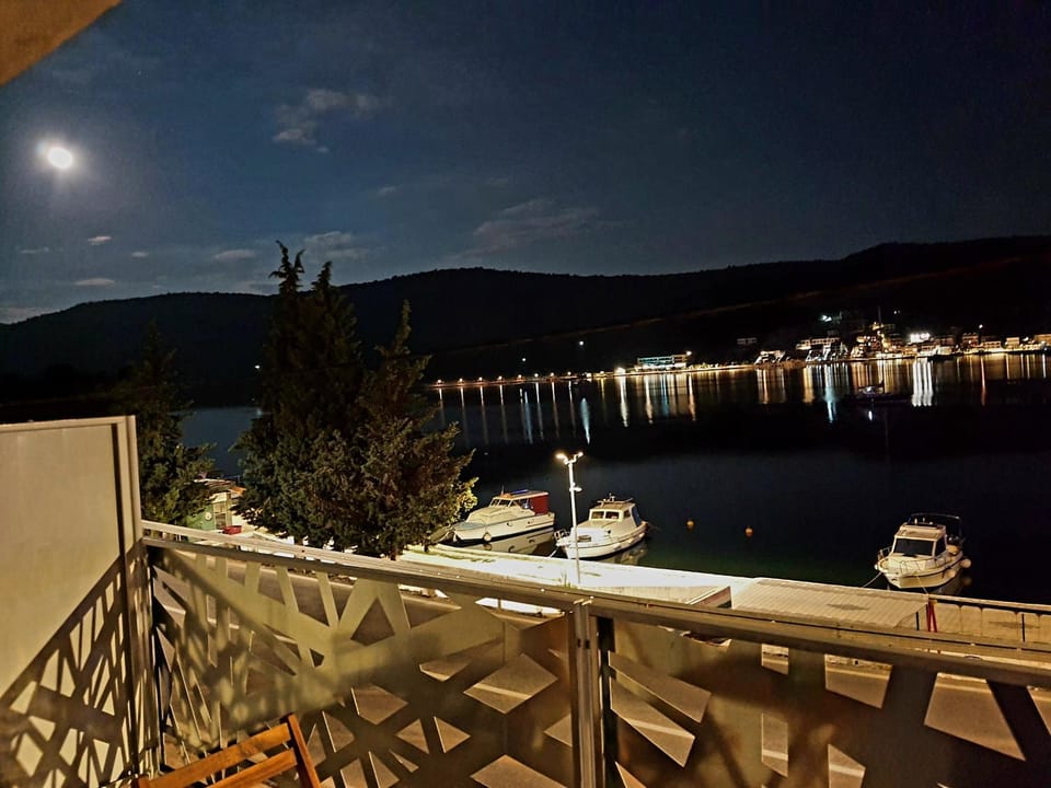 View (from property/room), Balcony/Terrace