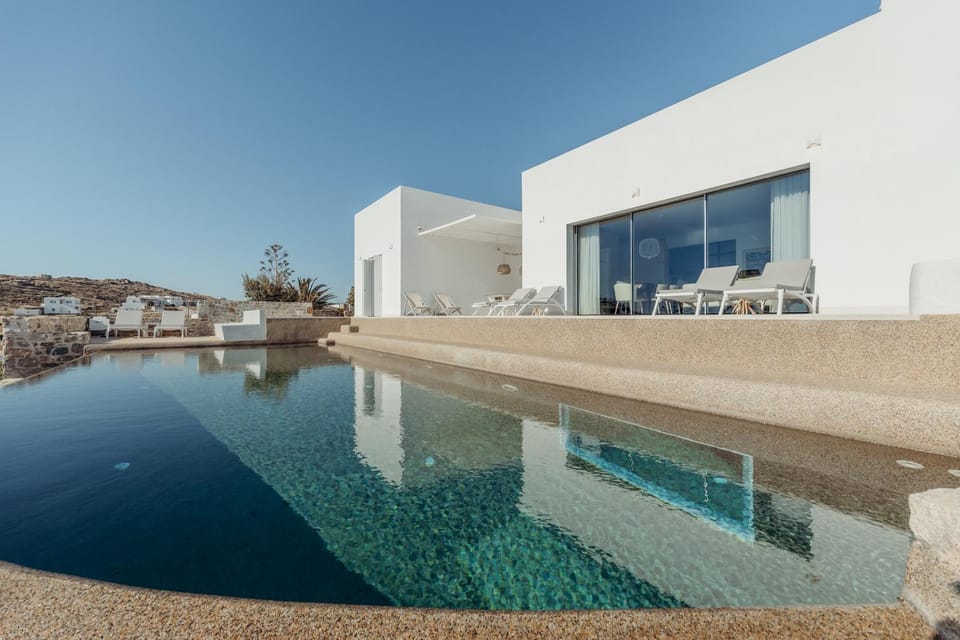 Villa Paschalia,Sea View, Pool, Gym, Sleeps 10 Villa in Agios Ioannis Diakoftis