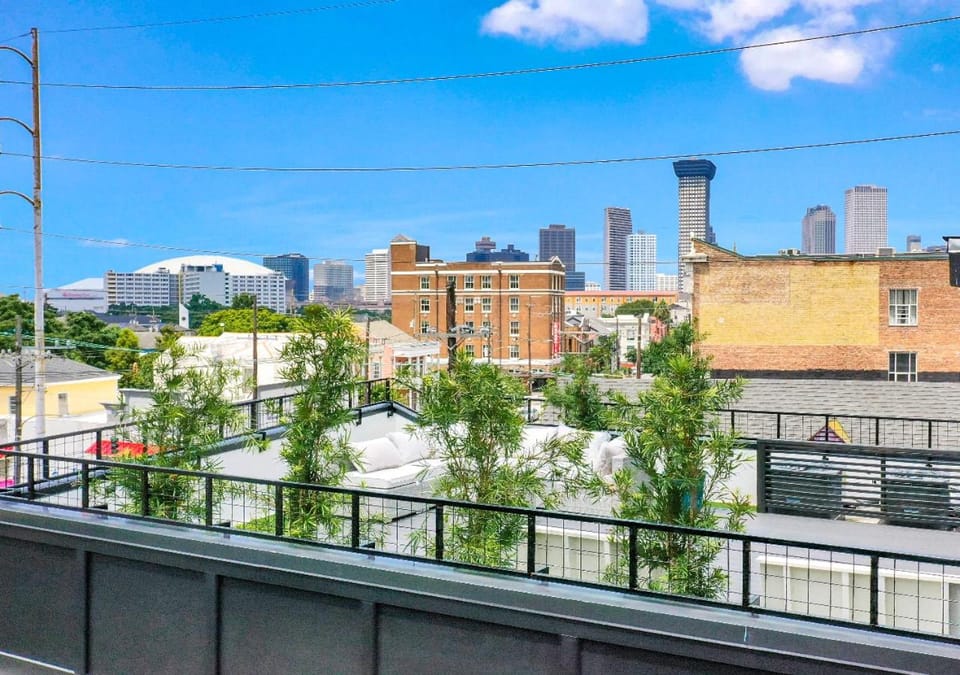 Garden, Balcony/Terrace, City view