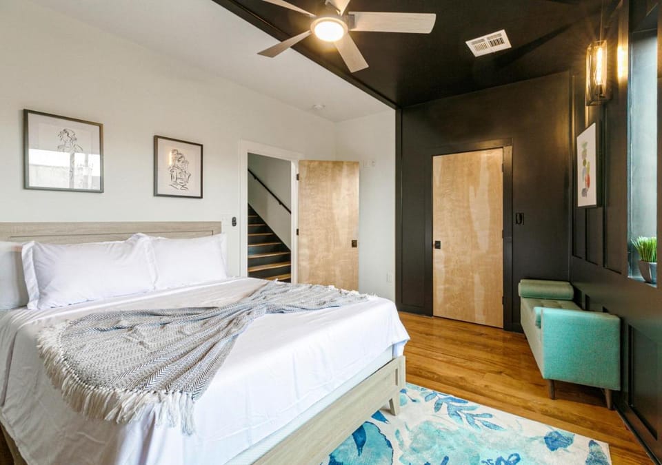 Bed, Bedroom