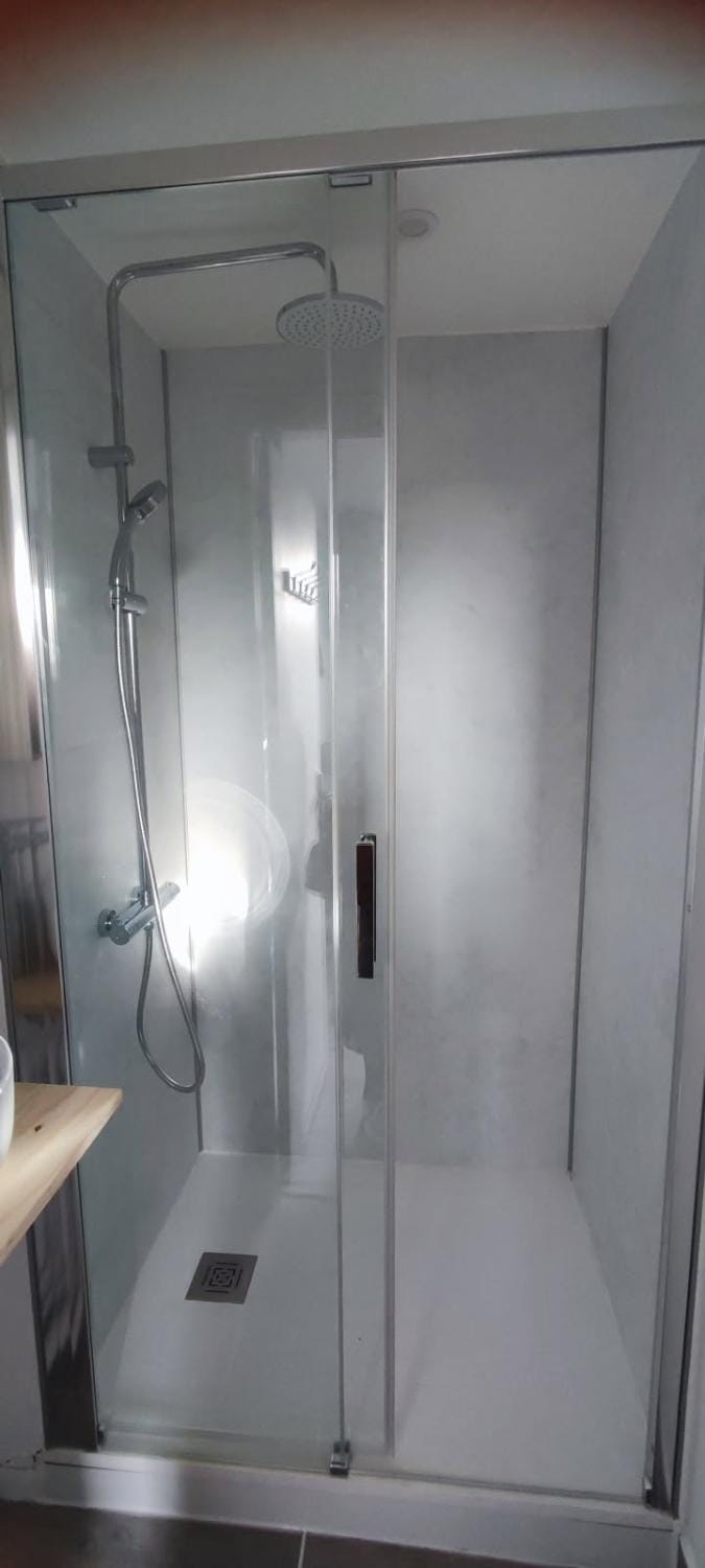 Shower, Bathroom