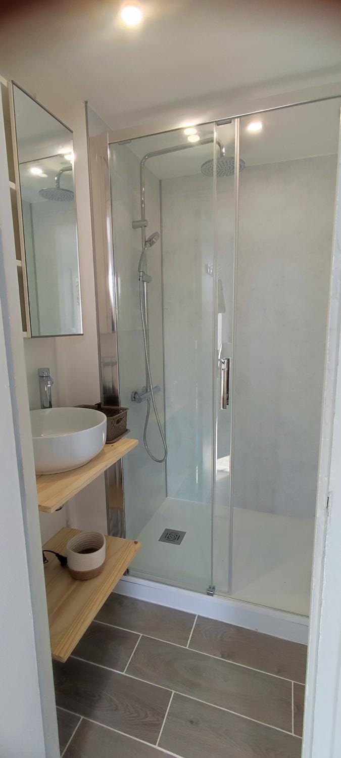 Shower, Bathroom