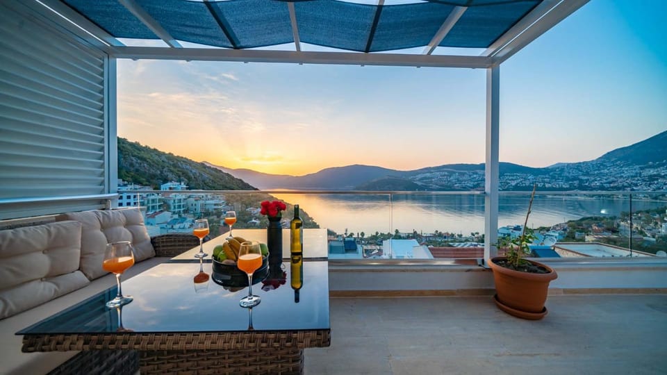 VİLLA ANGEL - HARiKA MANZARA Villa in Kalkan Belediyesi