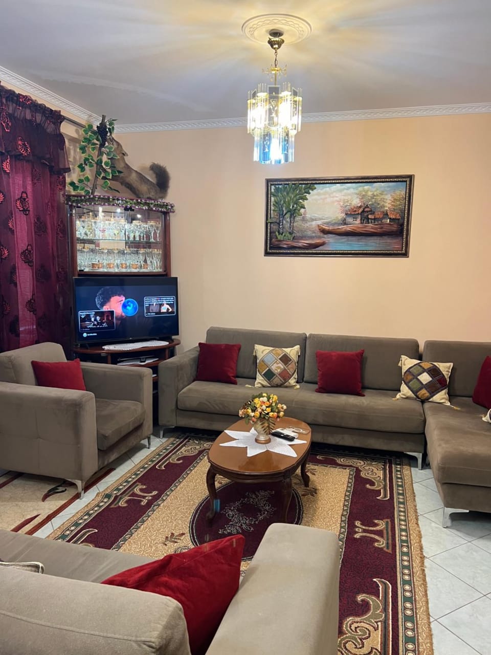 Communal lounge/ TV room, TV and multimedia, Living room, Seating area, Evening entertainment