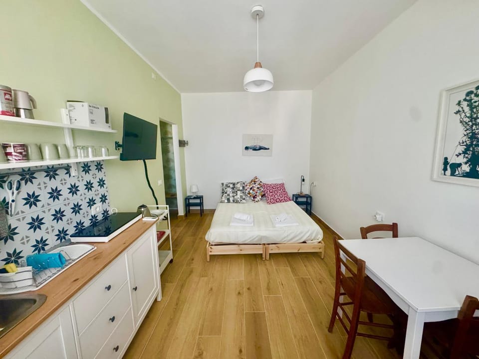Bed, TV and multimedia