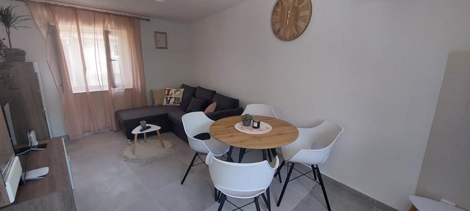 Apartment Olive Apartment in Šibenik-Knin County, Croatia
