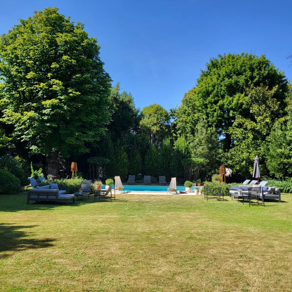 Garden, Swimming pool