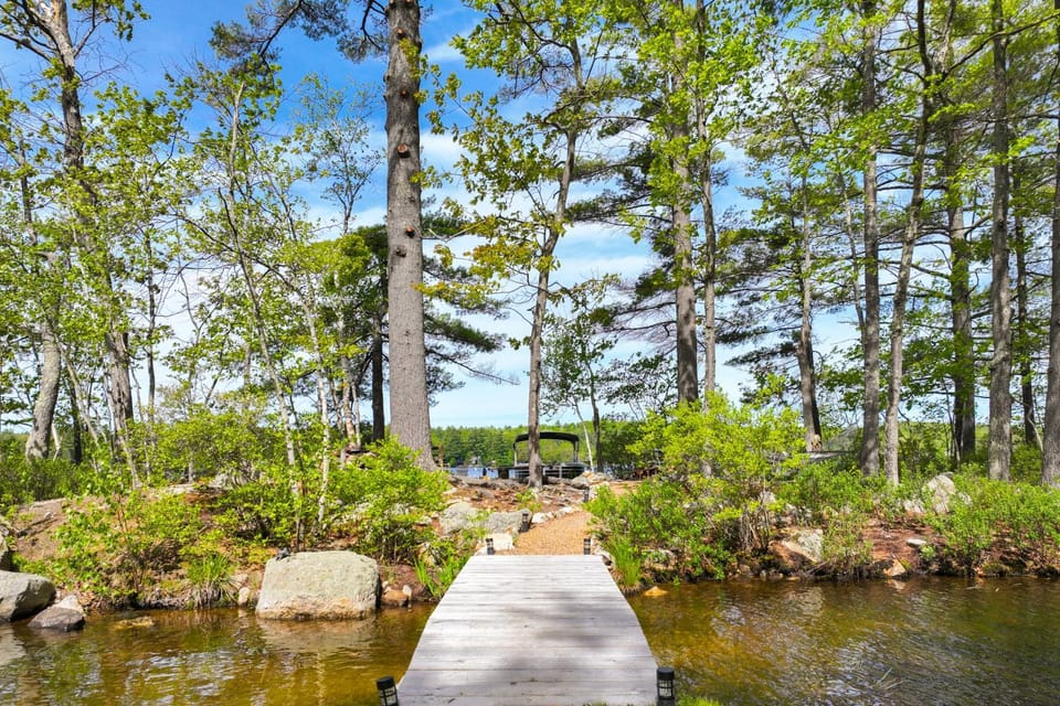Little Birch on Little Sebago Lake Apartment in Gray