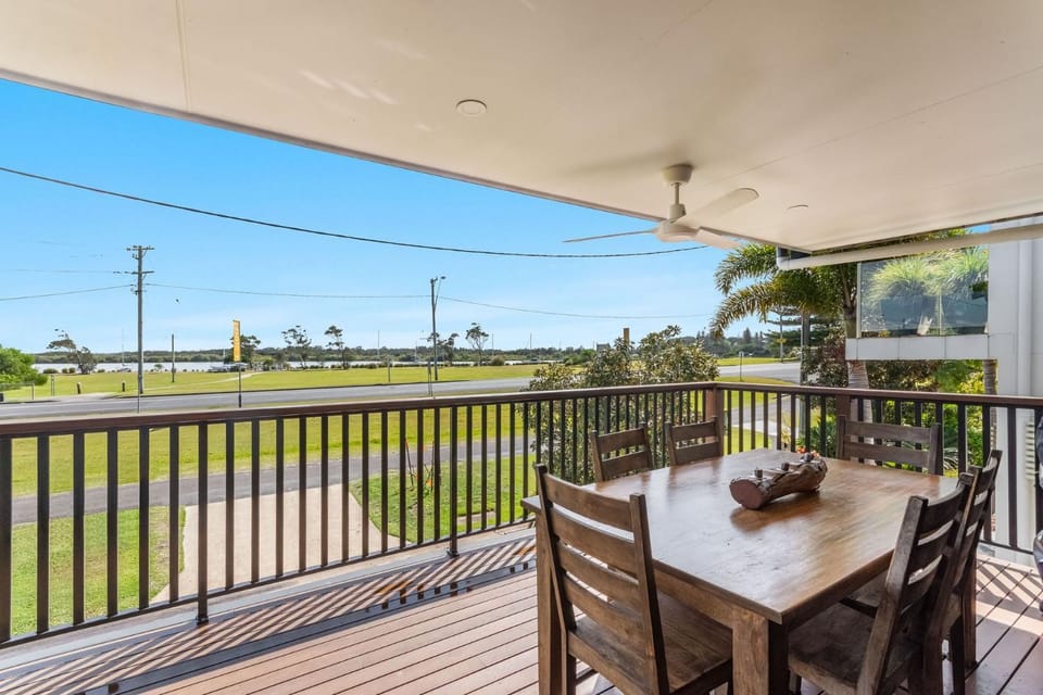 Day, View (from property/room), Balcony/Terrace, Dining area
