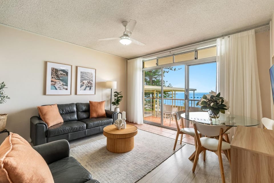 Craigmore 7 - Front-Row Ocean Views in Yamba - Holiday Yamba Apartment in Yamba