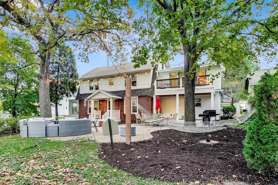 Property building, Patio