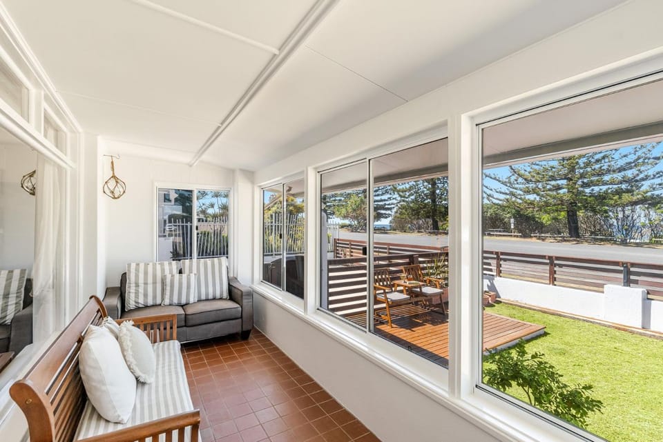 Patio, Seating area