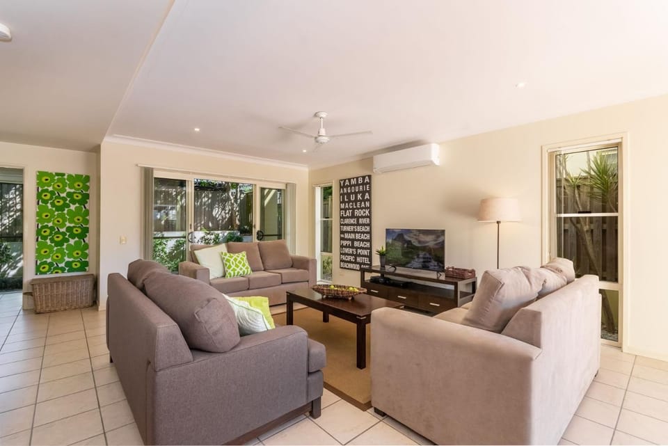 Living room, air conditioner