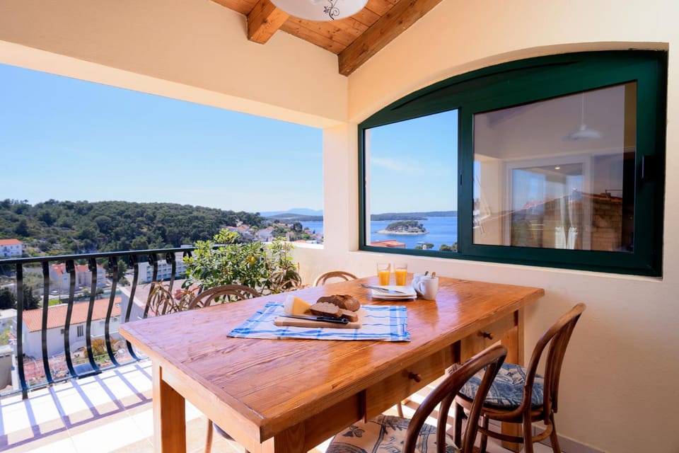 Balcony/Terrace, Seating area, Sea view