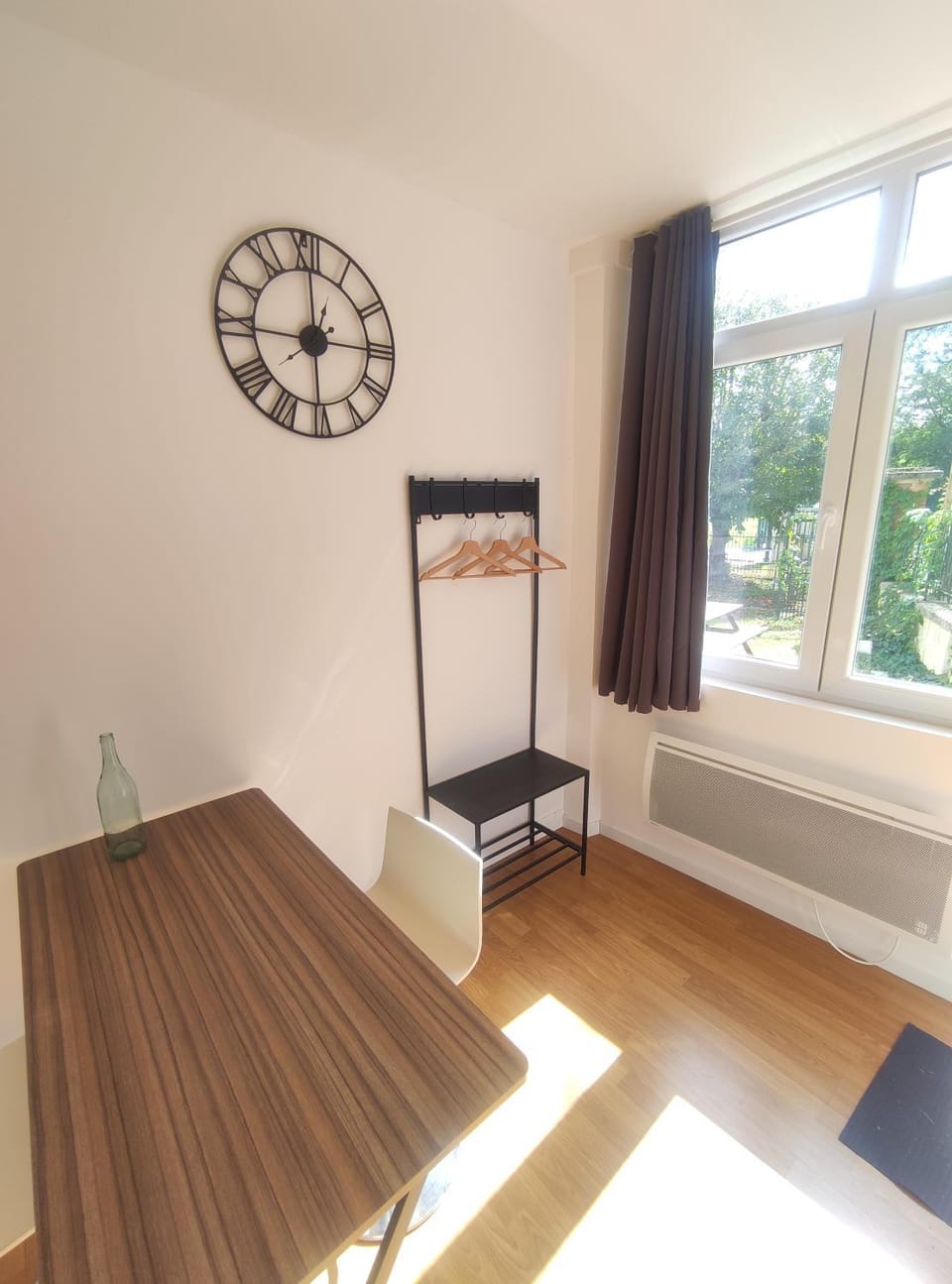 L'Ecrin d'Emile - Grand Studio Meublé au Calme Apartment in Auvergne-Rhône-Alpes