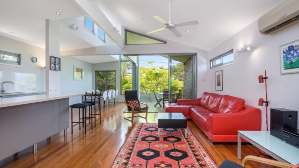 Moffat Retreat, Moffat Beach House in Sunshine Coast