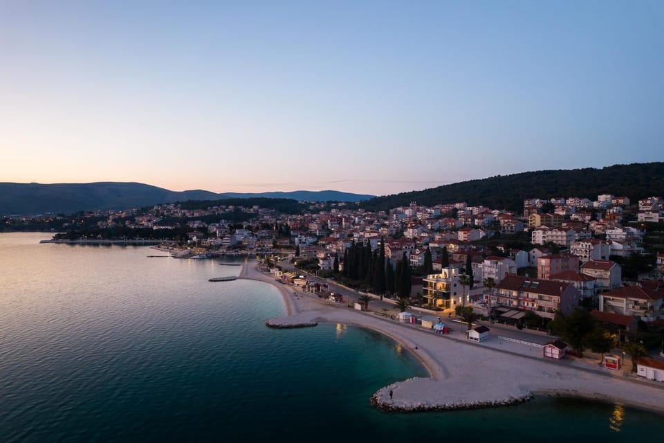 Ero on the beach Apartment in Okrug Gornji