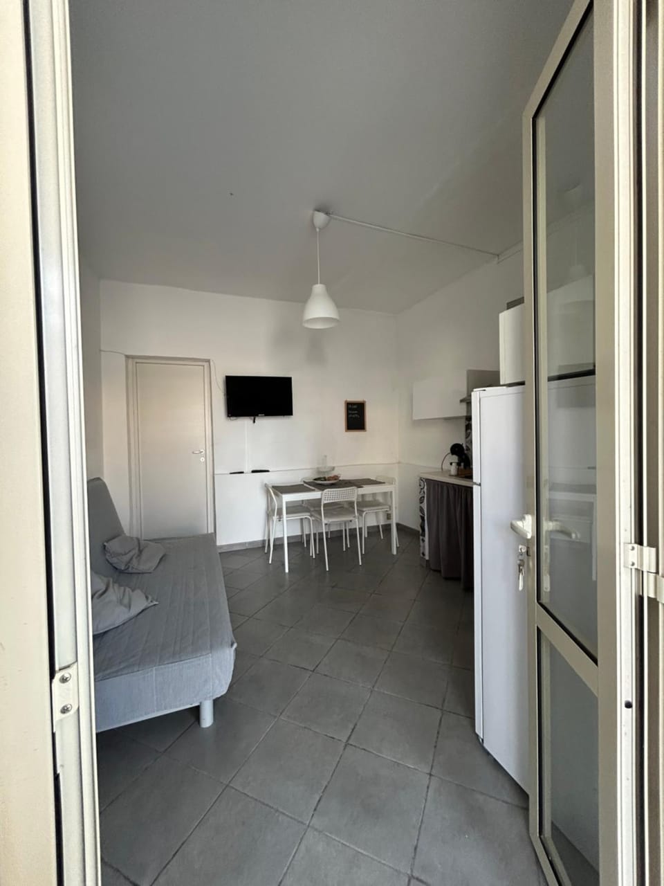 TV and multimedia, Kitchen or kitchenette, stove