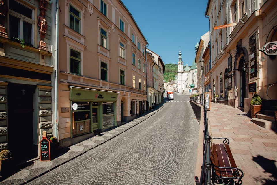 Neighbourhood, City view