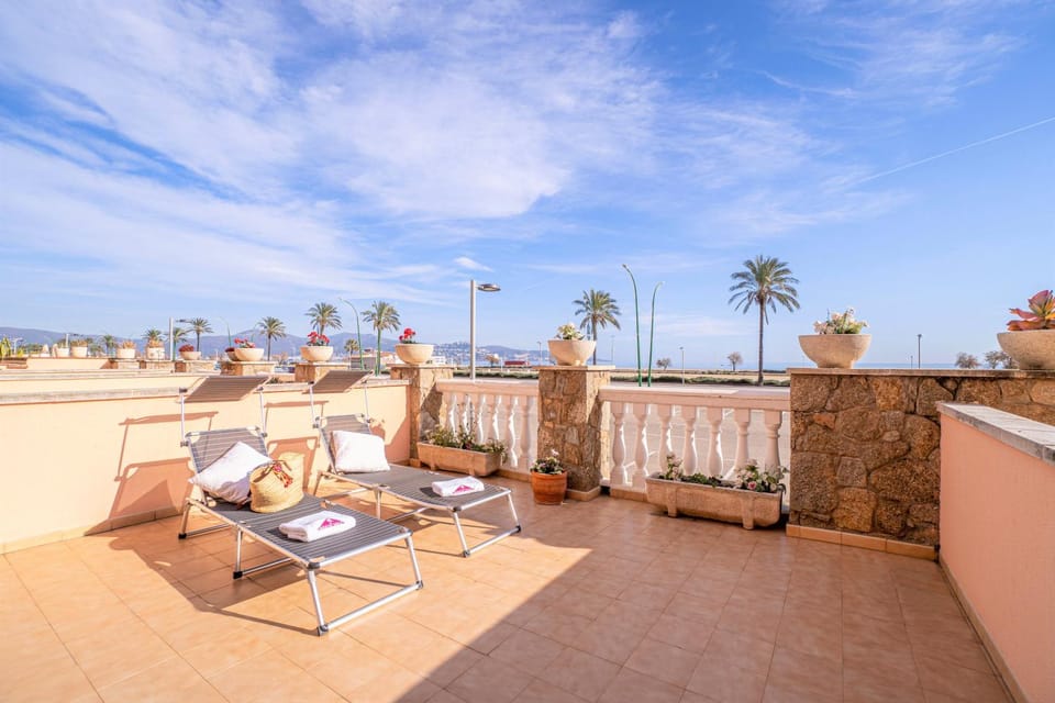 View (from property/room), Balcony/Terrace