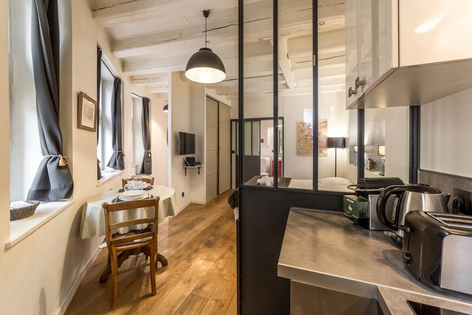All in Lyon | Studio Saint-Paul & parking Apartment in Lyon