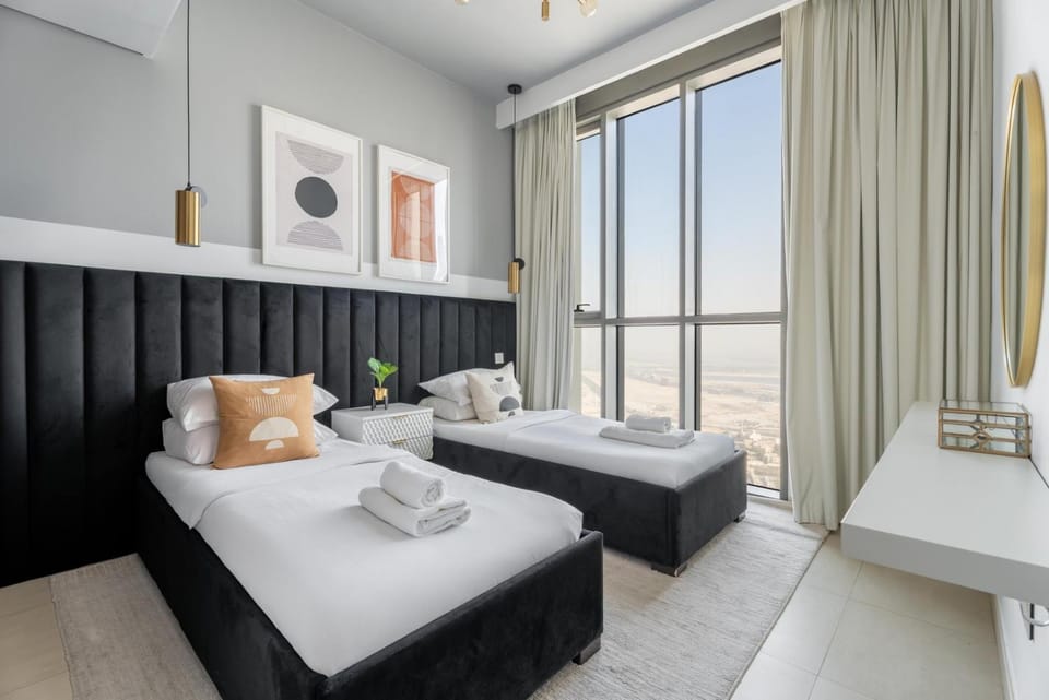 GuestReady - 3BR | Lux.Tower with Burj Khalifa View Apartment in Dubai