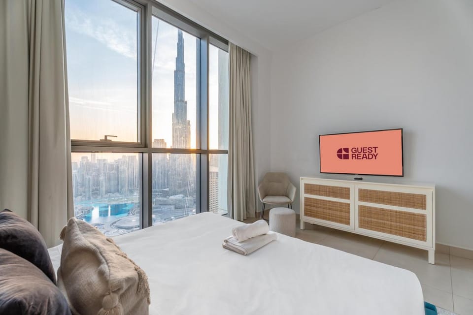 GuestReady - 3BR | Lux.Tower with Burj Khalifa View Apartment in Dubai