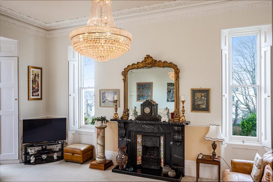 Living room, Lounge or bar