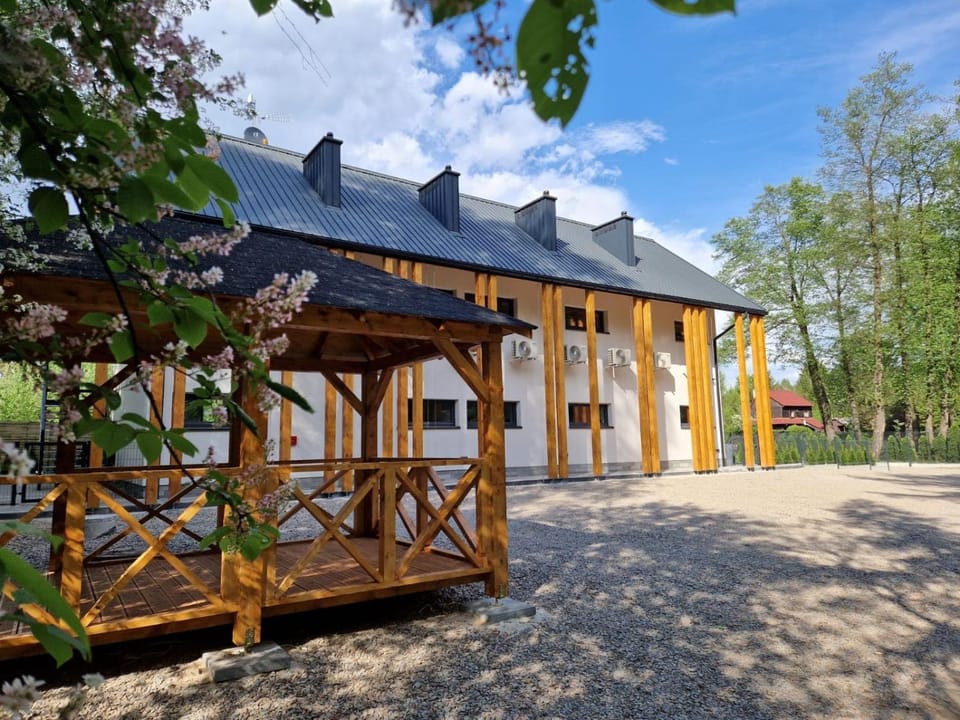 Skansen Forest Apartment in Gmina Liszki
