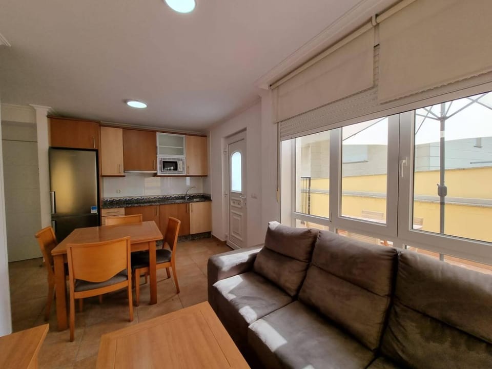 Living room, Dining area, kitchen