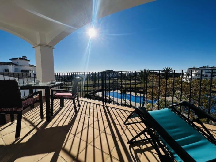 Balcony/Terrace, Swimming pool